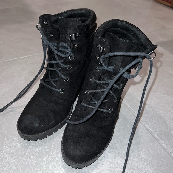 Dressy boots - Picture 2 of 8